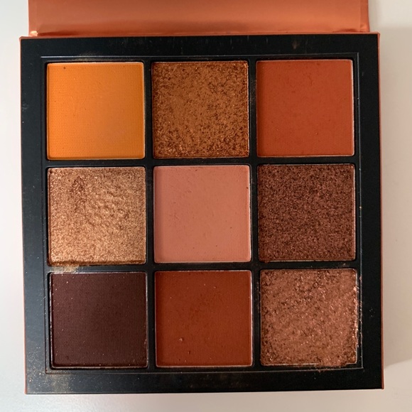 HUDA BEAUTY TOPAZ OBSESSION (very gently used) - Picture 2 of 2